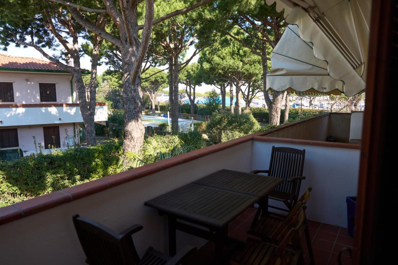 Appartamento Al Porticciolo-Residence Con Piscina-Cavallino Treporti Bagian luar foto