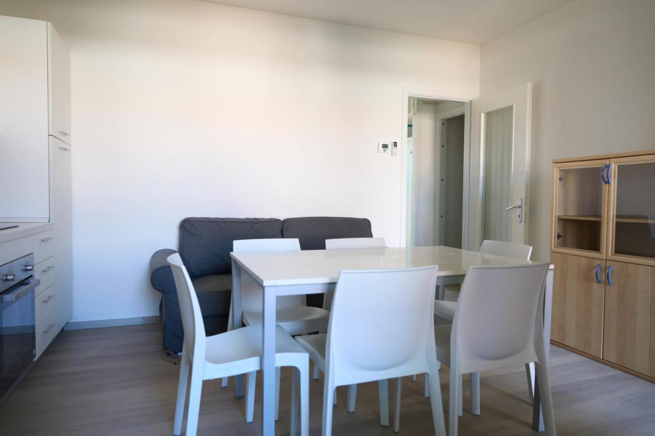 Appartamento Al Porticciolo-Residence Con Piscina-Cavallino Treporti Bagian luar foto